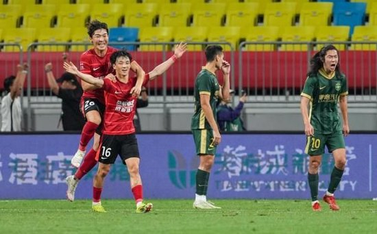 哈哈体育倾力打造全新大型多人在线角色扮演网络游戏介绍图片