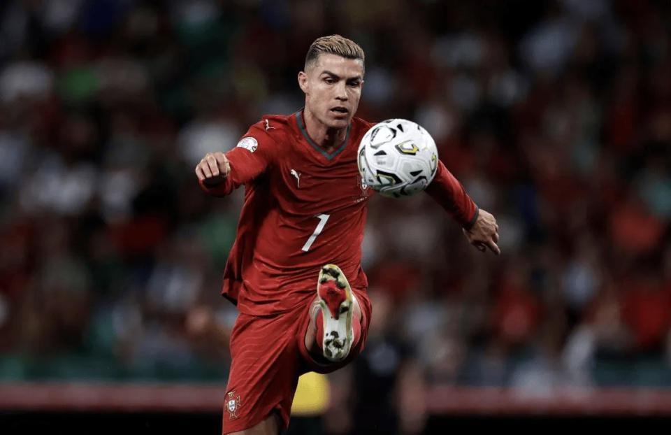 C罗重磅声明：主帅2次食言！为擅自离队道歉+愿受重罚 仍想为国出战